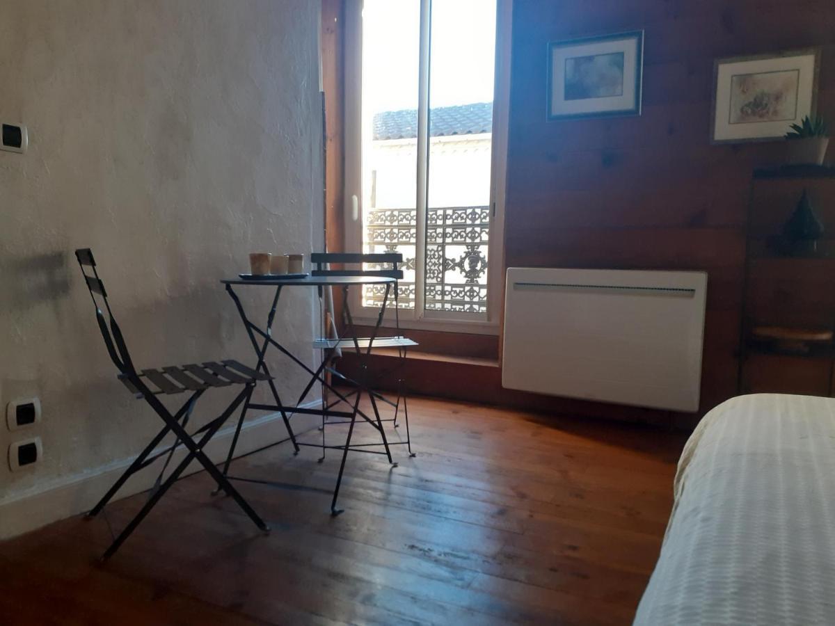 Chambre Chez Annick Samadet ภายนอก รูปภาพ